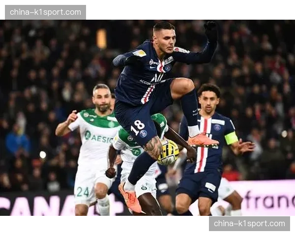 法国联赛杯决赛：巴黎垒球俱乐部以5-0击败里昂队，实现三连冠