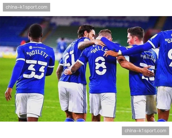 昂热对阵里昂，主队中场核心伤缺影响战术部署